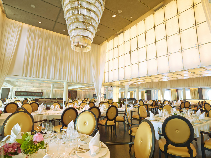 The Restaurant - Seabourn Odyssey